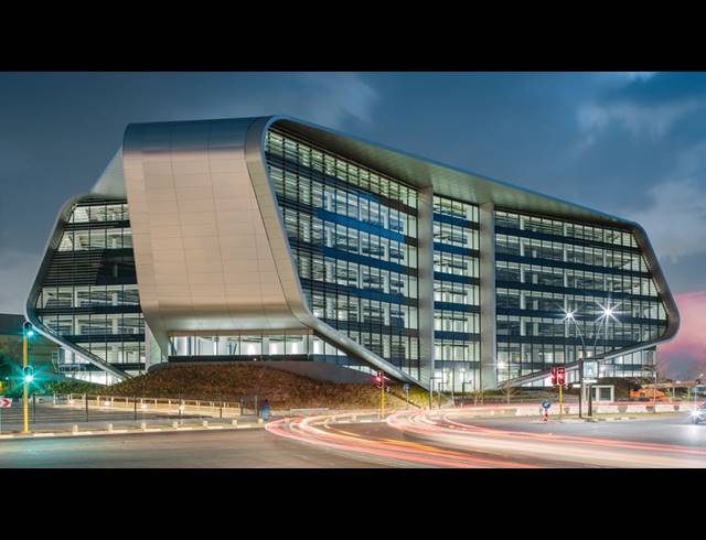 433M² OFFICE TO LET IN WATERFALL
